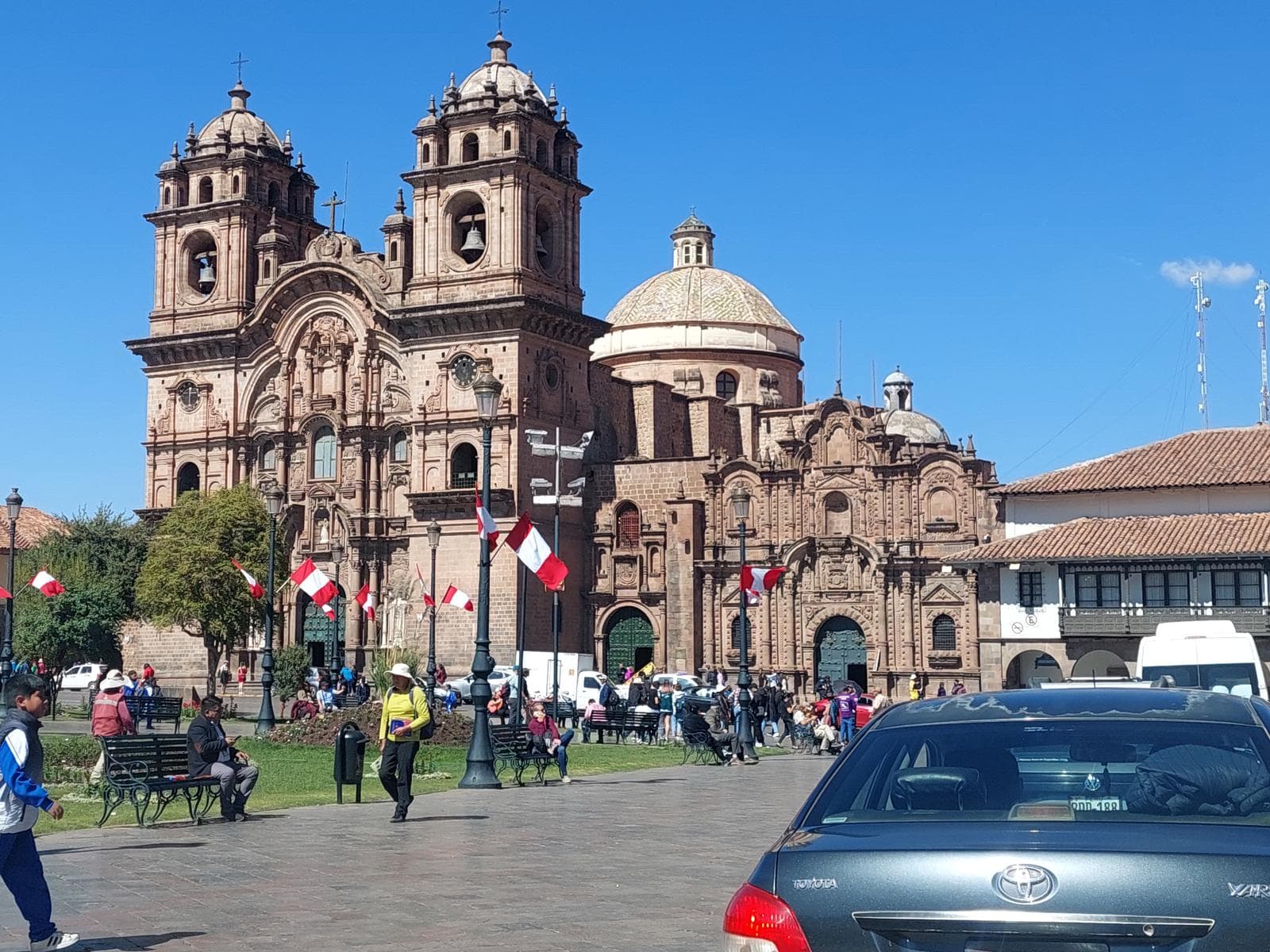 OPORTUNIDAD TERRENO EN VENTA EN EL CENTRO DE CUZCO - 1