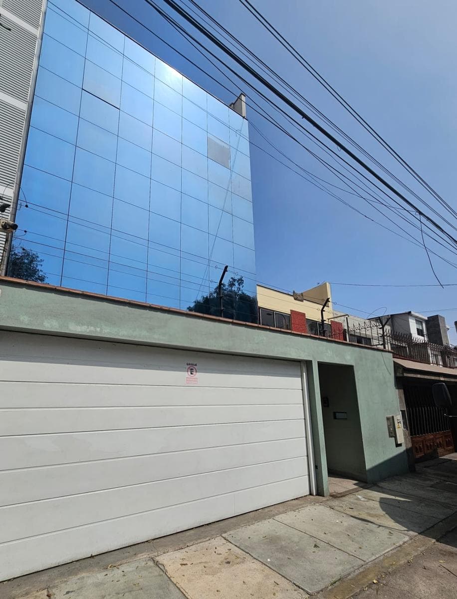 SE ALQUILA EDIFICIO DE 4 PISOS EN AV CIPRIANO DULANTO PUEBLO LIBRE - 1