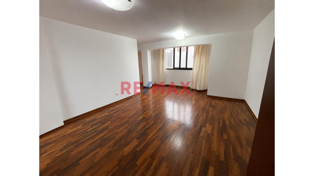 Alquiler De Departamento Remodelado En Surco | Cerca De Miraflores, Barranco - 1