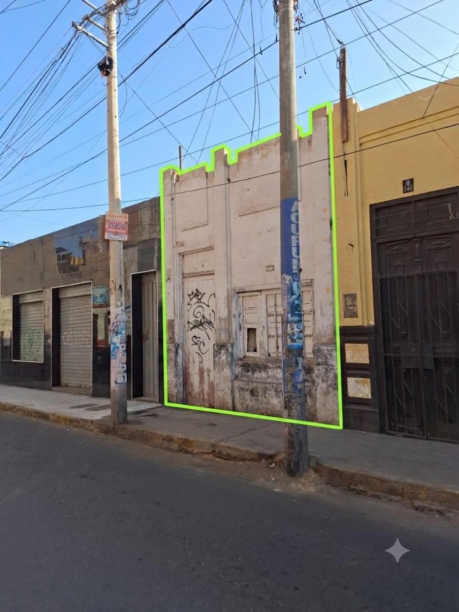 Huacho Centro Terreno en Venta - 1