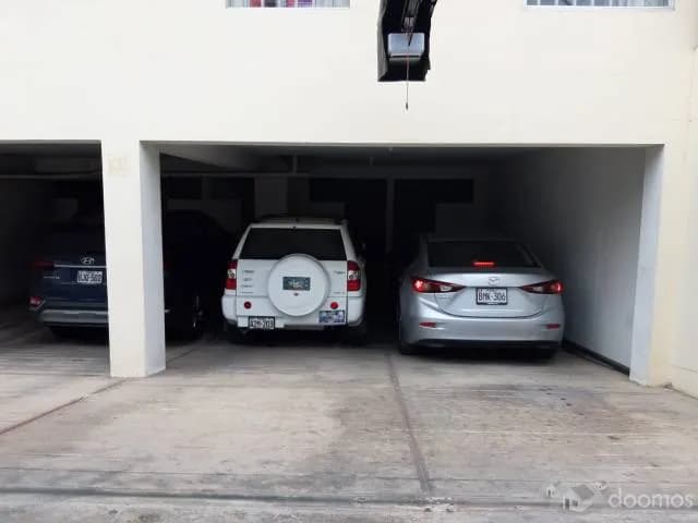 VENDO COCHERA 2 AUTOS MARANGA SAN MIGUEL - 2