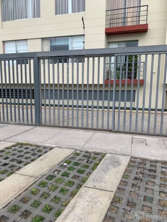 ALQUILER o VENTA DE ESTACIONAMIENTO EN SURCO LIMITE MIRAFLORES & BARRANCO POR VIA EXPRESA - 1