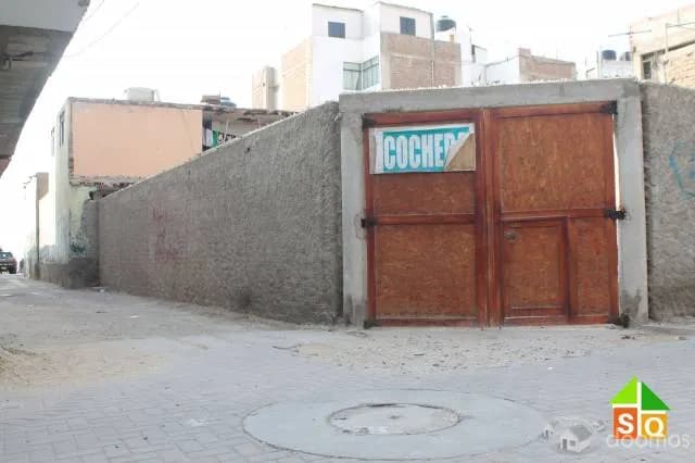 Terreno en Huanchaco a 1 Cuadra del Muelle - 1