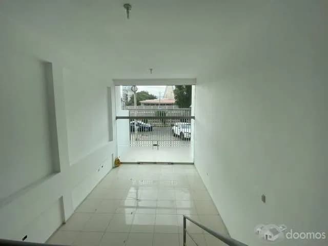 ALQUILO OFICINAS P EMPRESA AV. LARCO 475 FRENTE AL COLEGIO SAN VICENTE DE PAUL - 1