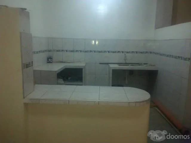 CASA EN VENTA O ALQUILER DE DOS PISOS EN ESTRENO - 2