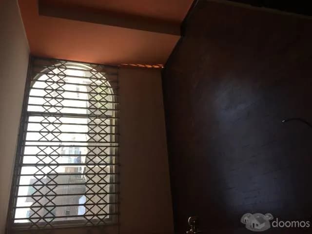 VENDO DEPARTAMENTO 2DO PISO AREA=60M2 AMPLIAS HABITACIONES BIEN ILUMINADO - 1