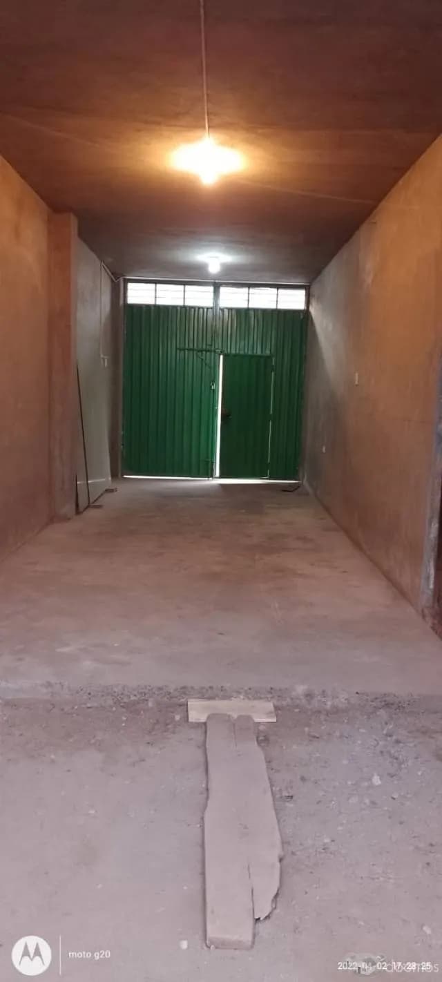 Alquiler de Casa en Av. Internacional ¡Excelente oportunidad de negocio en zona comercial! - 1