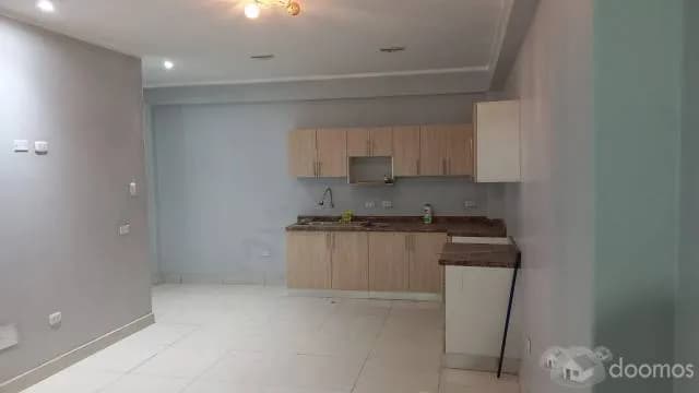 Se alquila departamento con local propio - 1