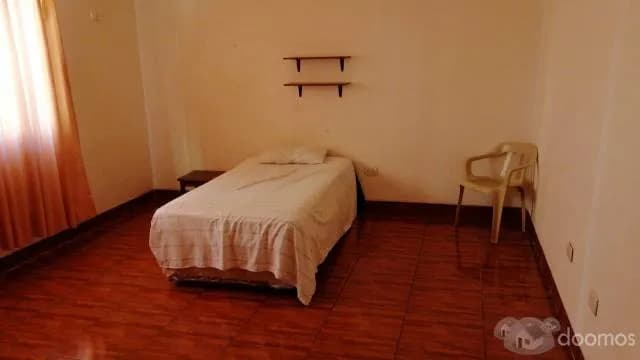 Alquilo amplia habitación en Urb. Miraflores, Piura - 1