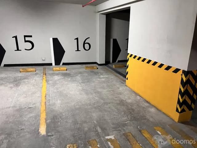 Alquiler estacionamiento ovalo miraflores - 2