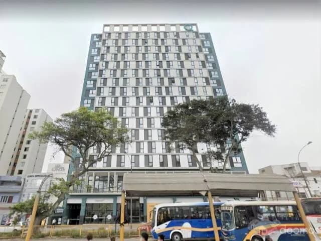 Consultorio de estreno en Edificio Qualis en Pueblo Libre frente al Hospital de la Policíab - 1