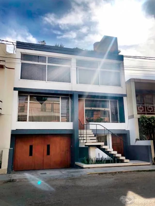 Propiedad en Sta Victoria Los Sauces - 1