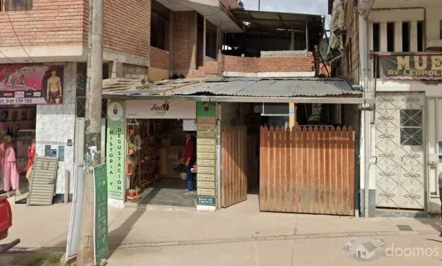 LOCAL COMERCIAL PARA ENTIDAD FINANCIERA O AFINES - 1