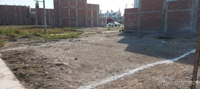 Venta de terreno por atras de la USS - 1