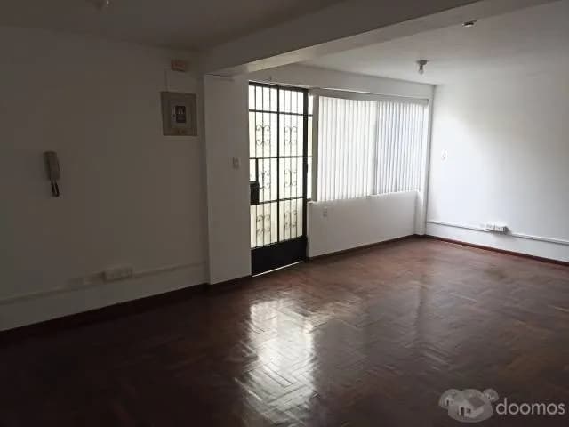 Oficina de 1 habitacion en el Barrio Médico, Surquillo - 1