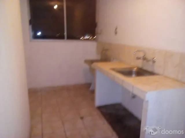 VENDO/ALQUILO DEPARTAMENTO 3 DORMITORIOS 2 BAÑOS (solo peruanos) - 1