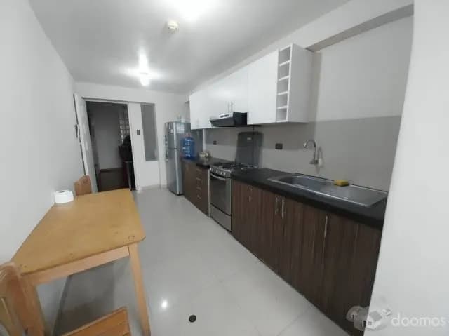 vendo departamento URB.El Golf - 1