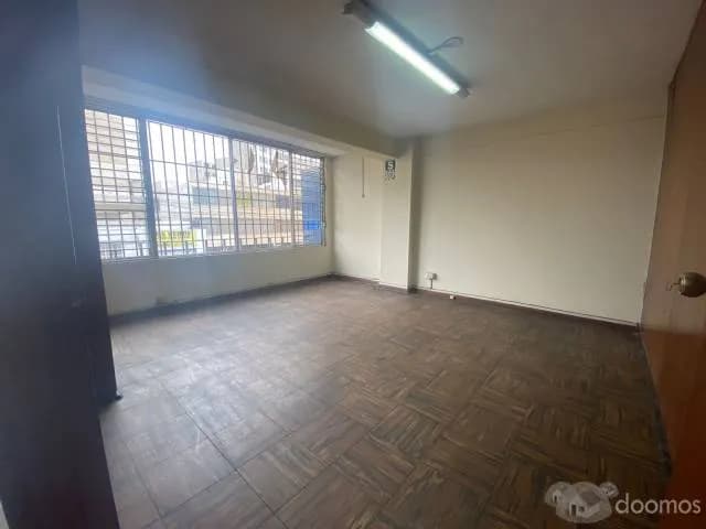 VENTA OFICINA EN JESÚS MARÍA, CERCA A LA MUNICIPALIDAD Y HOSPITAL REBAGLIATI - 1