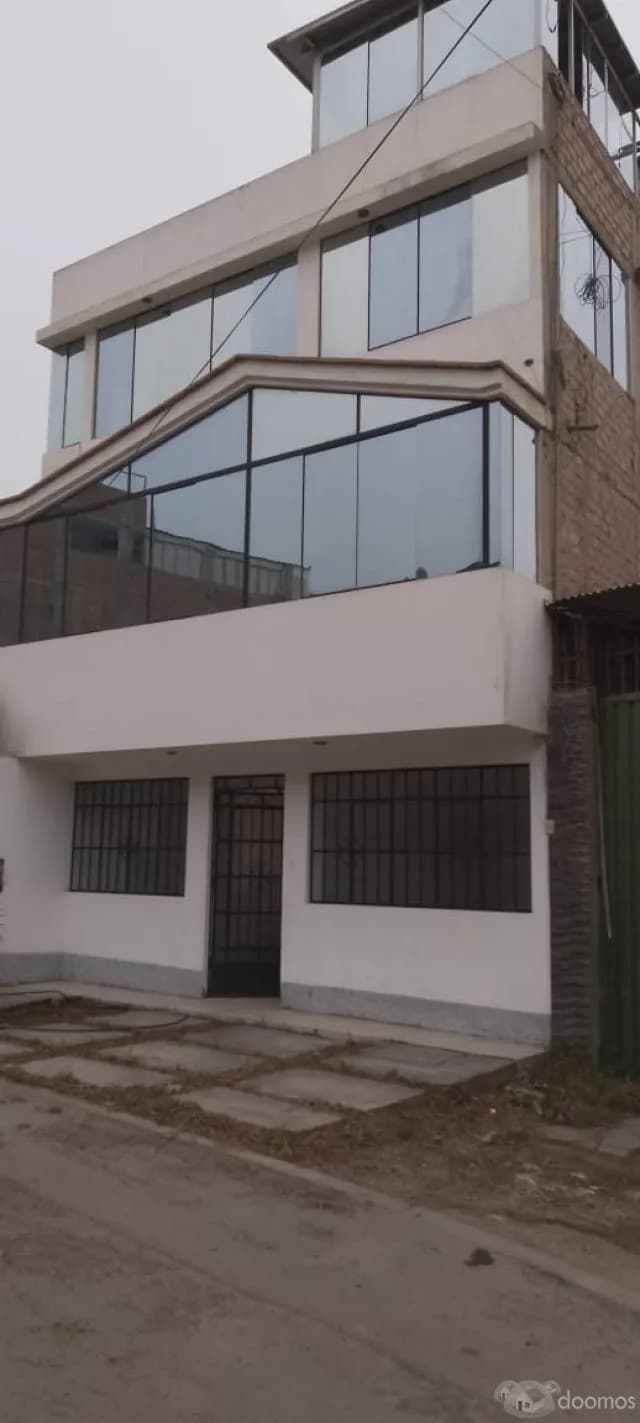 CASA SOLAR MODERNA Y VERSATIL EN SAN JUAN DE LURIGANCHO. CANTO BELLO-CANTO GRANDE - 1