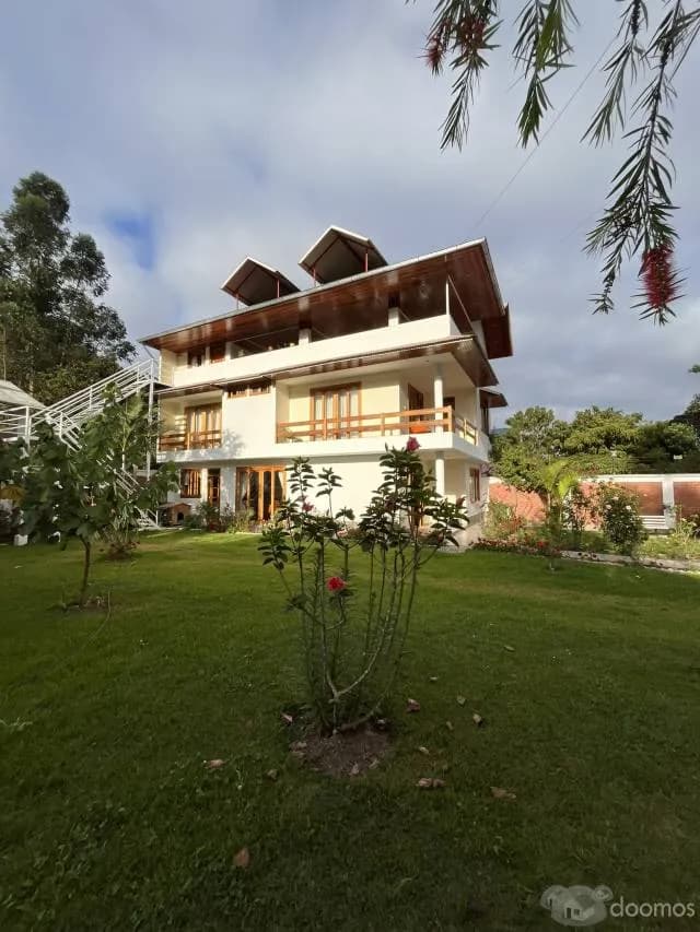 Alquiler de casa de campo con amplio jardín - 1