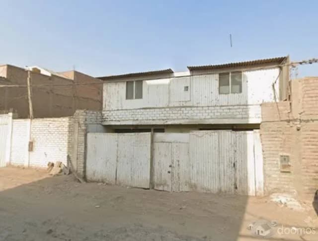 Venta de Local Industrial Estratégicamente Ubicado - 1