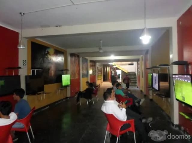 Vendo Local Comercial con base para 4 pisos - 2