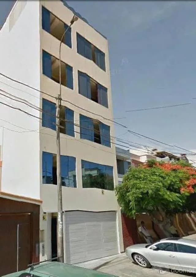 VENDO EDIFICIO DE 5 PISOS EN SANTA CATALINA EXCELENTE ESTADO - 1