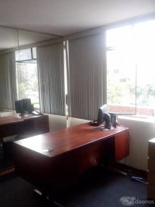 REMATO OFICINA SAN BORJA POR MOTIVO DE VIAJE - 1