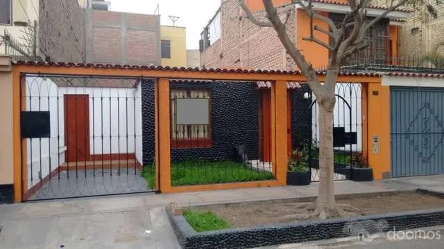 Alquiler de casa en La Urbanizacion Mayorazgo - La Molina - 1