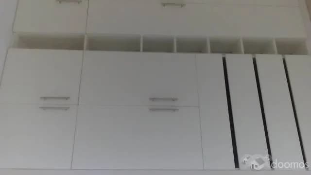 Se alquila habitación para señorita en surco - 1