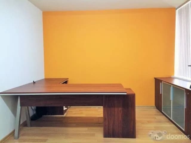 VENTA DE OFICINA DE ESTRENO (REMODELADA POR COMPLETO) URB. SANTA BEATRIZ - 2