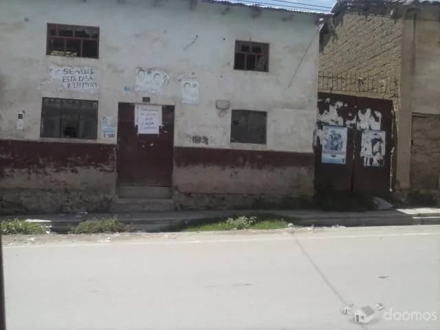 Se vende Casa como terreno al frente de la Puerta de la Universidad Jose Maria Arguedas - Sede Santa Rosa - 1