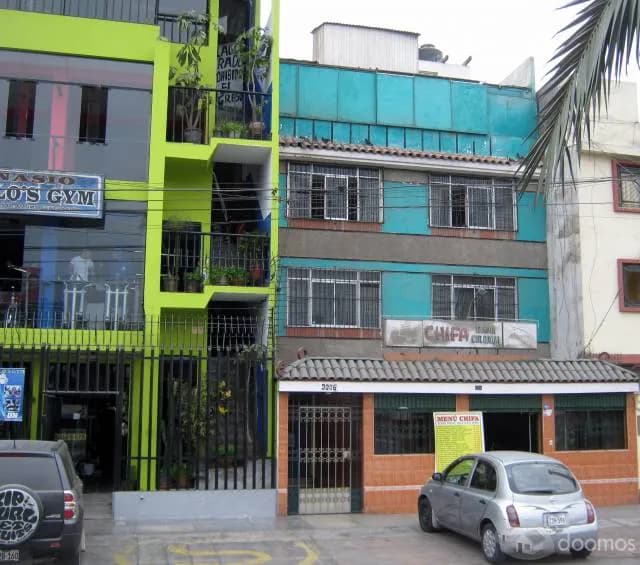 Remato por viaje departamento 1 dormitorio super comodo espacio para otro dormitorio y tendal adicional - 1