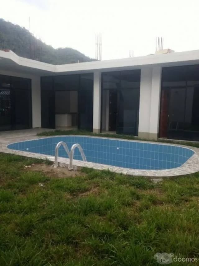 ALQUILER DE CASA DE ESTRENO CON PISCINA - 2
