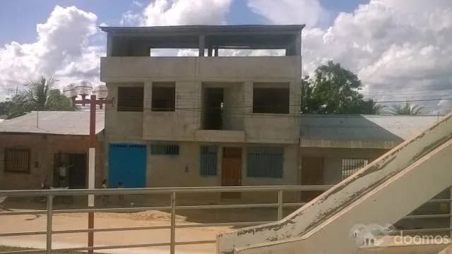 VENDO CASA-HOSPEDAJE EN YURIMAGUAS - 1