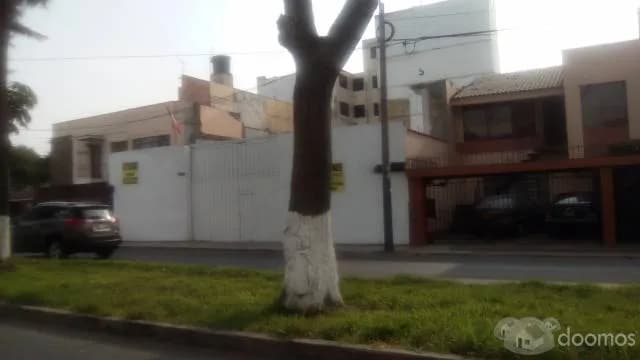 VENDO TERRENO DE 350 M2 EN PUEBLO LIBRE - 1