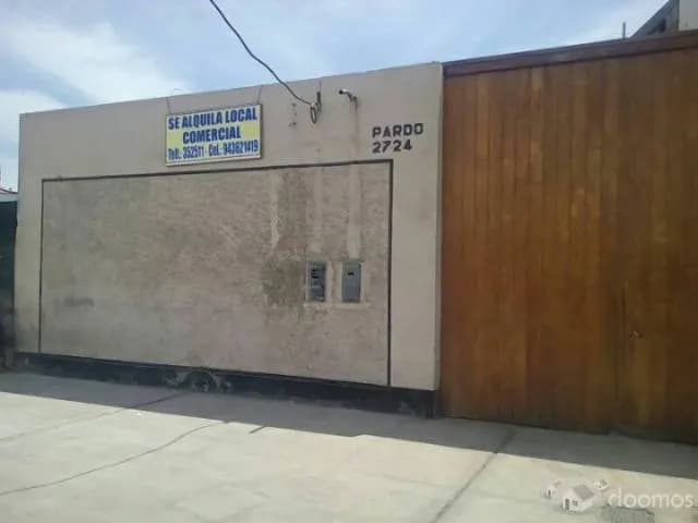 Alguiler de local para fines comerciales en avenida principal, area 400 m2 - 2