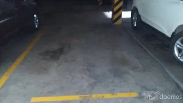 VENTA DE ESTACIONAMIENTO INTERIOR - 1
