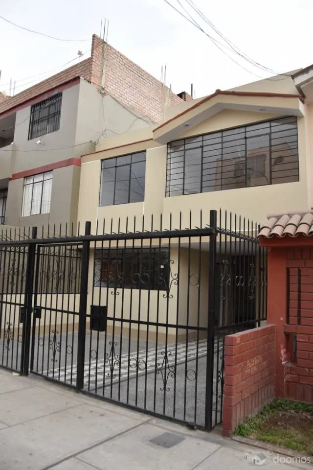 CASA ALQUILER LA PERLA-INSURGENTES $1,200 - 1