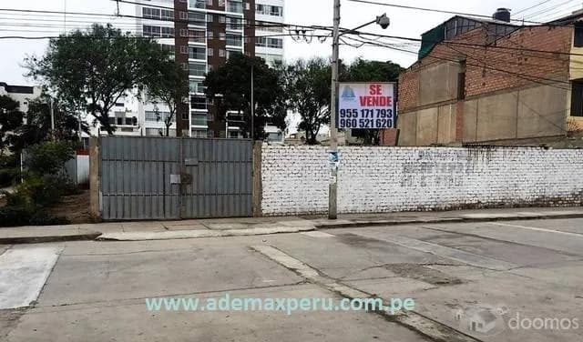 Vendo Terreno en Pueblo libre para Construcción - 1