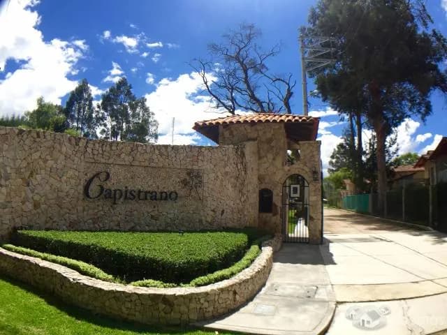 CONDOMINIO CAPISTRANO ~ La Mejor Residencia en Baños del Inca, Cajamarca - 1