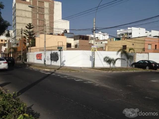 Alquilando espacio de terreno 471 metros en pueblo libre - 1