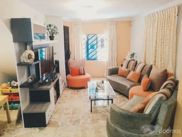 DUPLEX 1ER Y 2DO PISO EN SMP ZONA CENTRICA Y TRANQUILA - 1