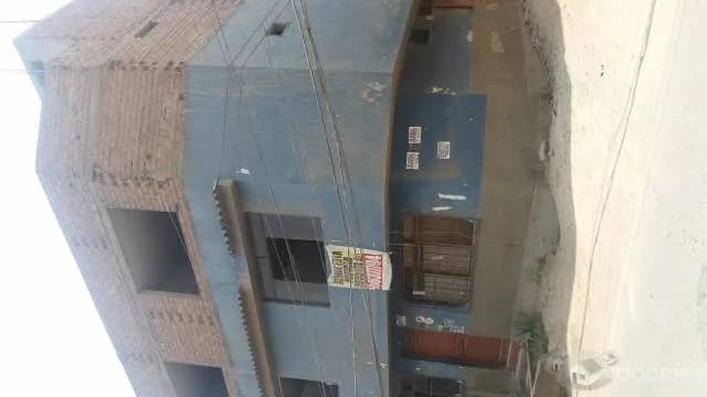 VENTA DE CASA DE 4 PISOS EN CONSTRUCCION - 1