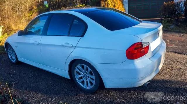 BMW 318 COMBUSTIBLE - 1