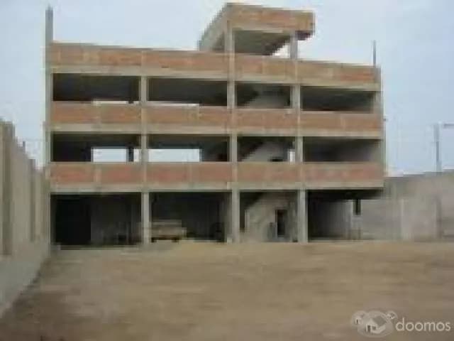 REMATO LOCAL AMPLIO Y DE ESTRENO / 4 PISOS 800 METROS CUADRADOS - 1