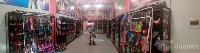 vendo local comercial en pleno centro comercial de moyobamba - 2