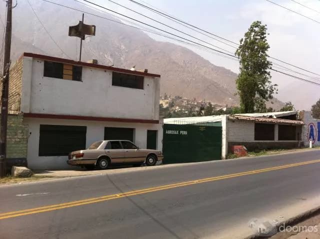 Remato Casa de campo a precio de terreno, Ideal para cualquier tipo de negocio - 1