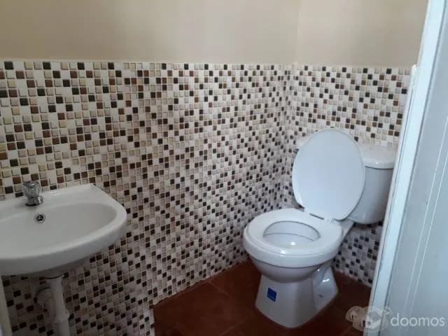 ALQUILER DE OFICINA O CONSULTORIO MEDICO ,ODONTOLOGÍA U OTRA PROFESION - 1