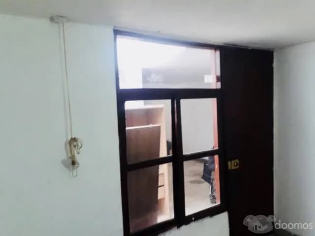 RENTO CASA CON TIENDA - 1
